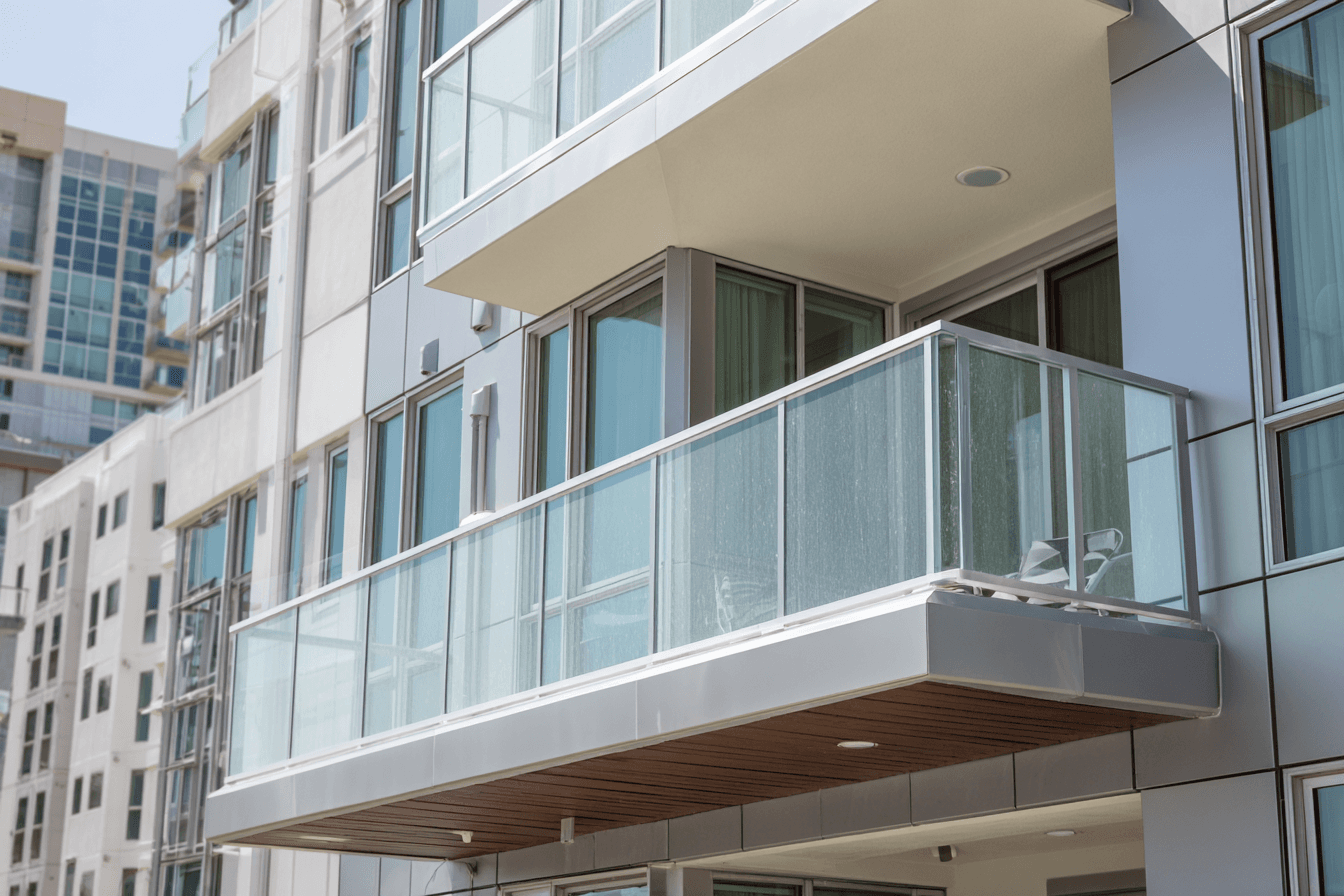 VISIOAIR Post-Supported Glass System